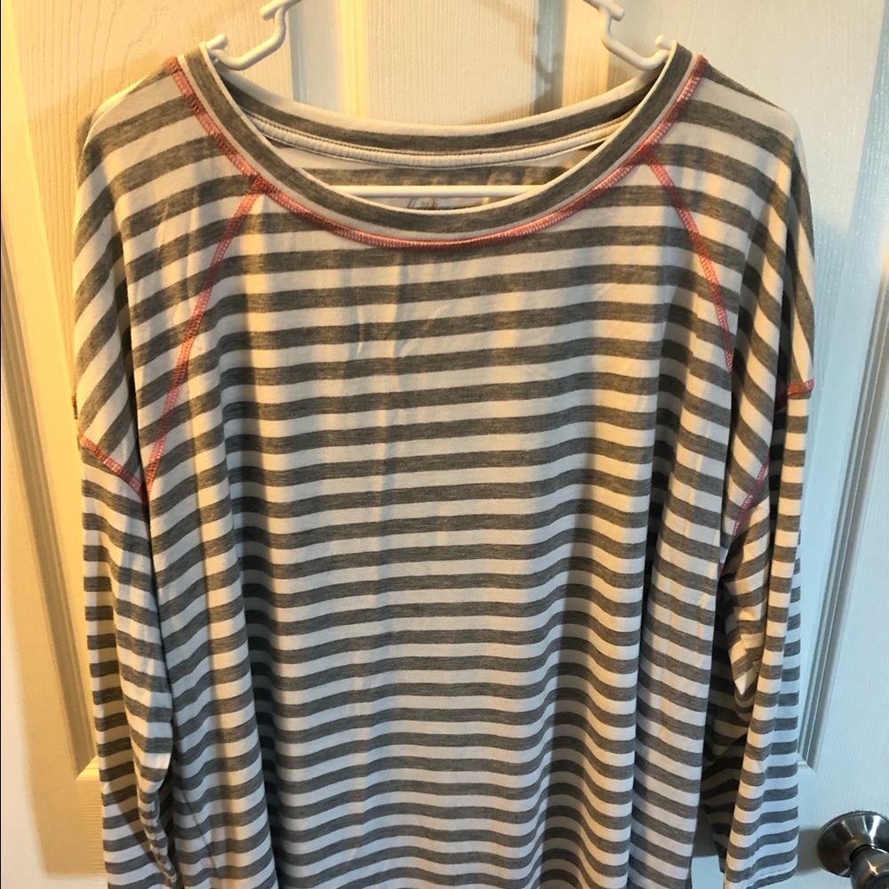Women’s Maurice’s Long Sleeve